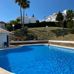 Beautiful Townhouse Сasa de vacaciones Estepona